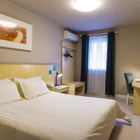 ג'נז'אנג Jingjiang Inn Jurong Renmin Road מראה חיצוני תמונה